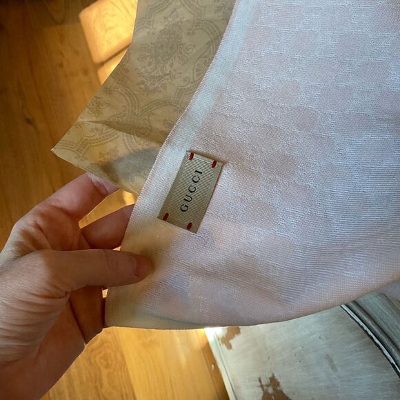 NWT & Box Gucci GG Scarf 💕 - Picture 9 of 9